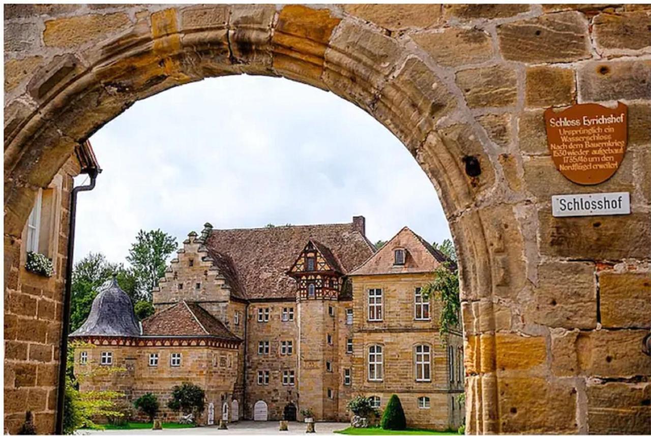 Gutsverwaltung Schloss Eyrichshof Ebern Exteriör bild
